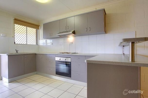 West End Living! - Photo 1