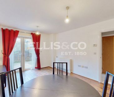 Constantine House, UB3, Hayes - Photo 1