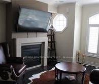 Townhouse For Lease | W8119458 - Photo 6