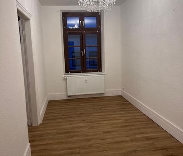 Große 3- Zimmer Altbauwohnung 115 qm in Viersen- Duelken - Photo 1