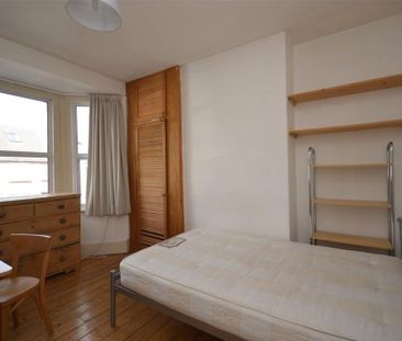 5 bedroom terraced house to rent - Photo 3