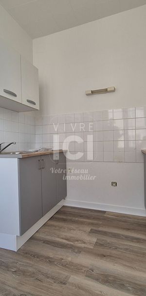 T2 HYPER CENTRE DISPONIBLE IMMEDIATEMENT - Photo 1