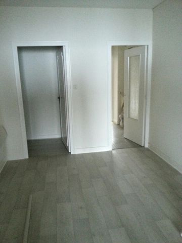 APPARTEMENT 4 pièce(s) - 107.92m² - Photo 2