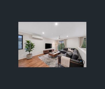 Spacious Two-Storey Family Home in Fernbrooke Estate! - Photo 1