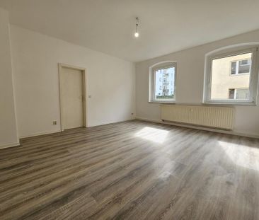 Great apartment with fitted kitchen and balcony - Photo 1