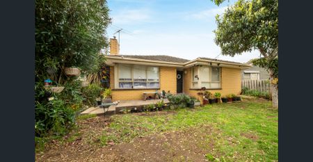 Family friendly three bedroom home. - Photo 5