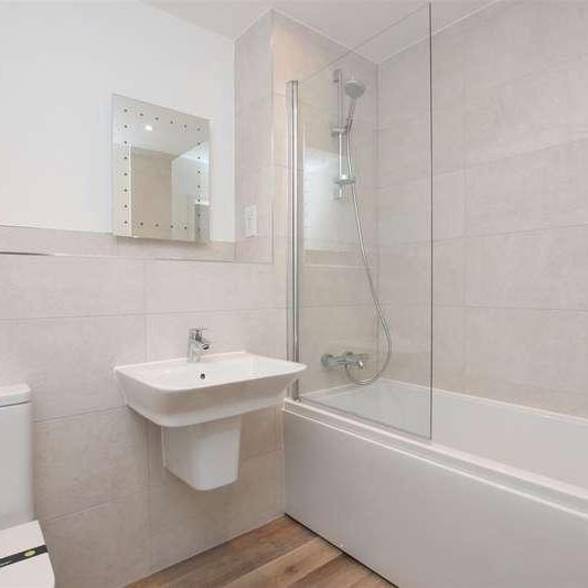 Johanna House, Mulberry Park, Bath, BA2 - Photo 1