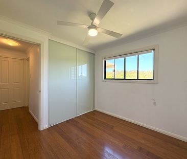 2 Bed Flat (Power & Water Incl) - FULLERTON COVE - Photo 3