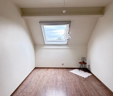 Appartement te huur in Herk-de-Stad voor € 650 met 1 slaapkamer - Photo 2