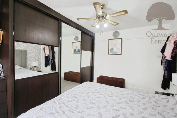 5 bedroom semi-detached house to rent - Photo 1