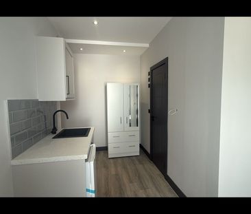 Studio Flat, London, W3 - Photo 3