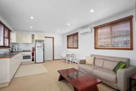 27 Raymond Road Thirroul NSW - Photo 5