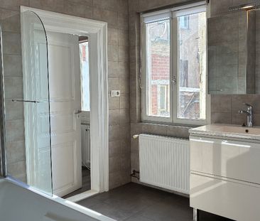 COLMAR - APPARTEMENT 4 Pièces - Photo 2