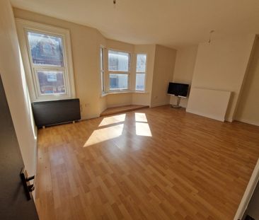 3 Bed Flat, Cardigan Street, LU1 - Photo 4