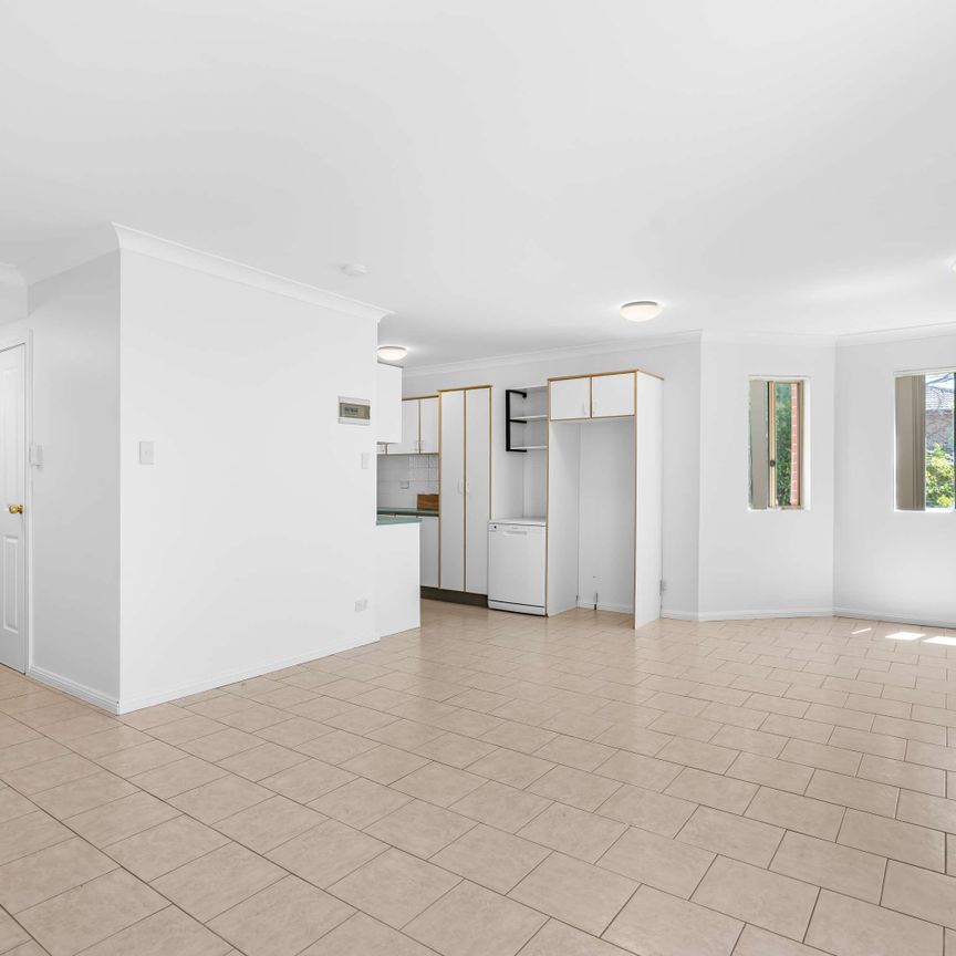 1/42 Waterview Street, Five Dock NSW 2046 - Townhouse For Rent | Domain - Photo 1