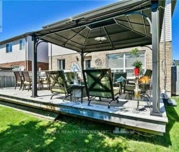 8 GRAHAM CRESCENT - Photo 6