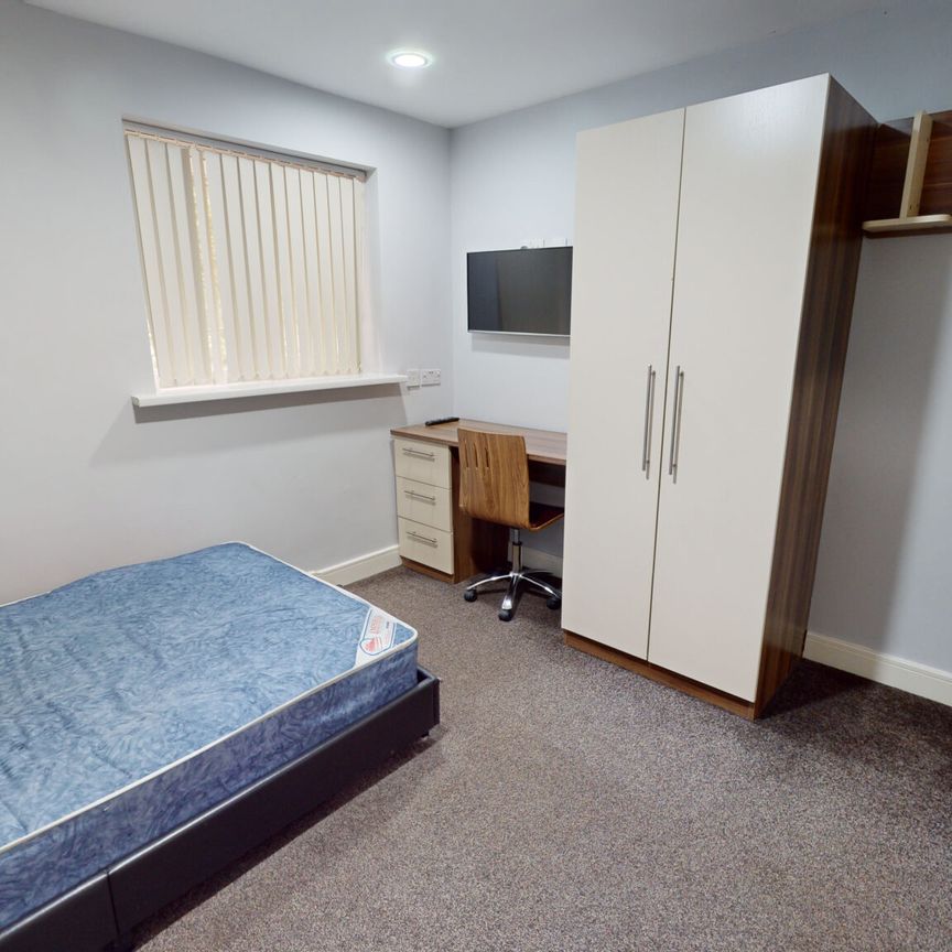 128 Heeley Road Birmingham - Photo 1