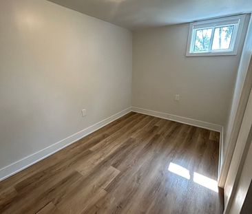 For Lease - 128 Sheldon Avenue Unit# Basement, Newmarket, Ontario - Photo 2