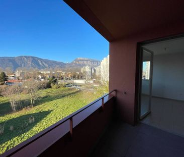 Location appartement Saint-Martin-d'Hères 38400 43.39 m² - Photo 1