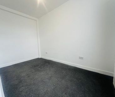 Leyland Road, Burnley - Photo 1