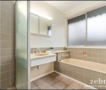 Light-Filled Family Home in Convenient Karingal Location - Photo 6