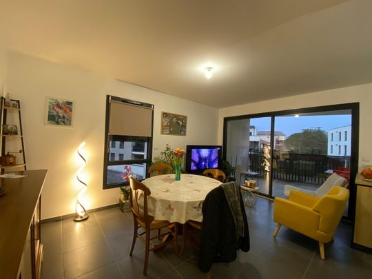 Location Appartement 2 pièces 43m² ST PERAY 07130 - Photo 1