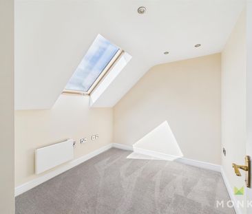 The Penthouse, 12 Stuart Court Copthorne Road, Shrewsbury, SY3 8NL - Photo 5