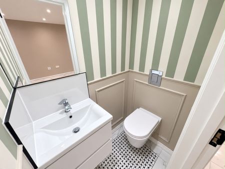 4 Bed Semi-Detached House, Friern Park, N12 - Photo 5
