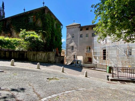 A louer grand appartement de 2.5 pièces en vieille ville de Sion - Photo 4