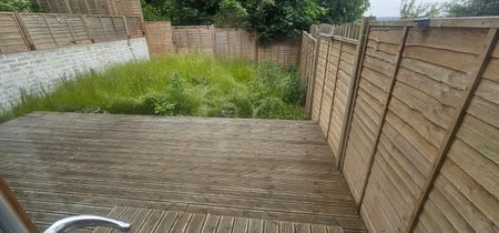 3 Bed - 74 Tower Lane, Leeds - LS12 3SD - Professional - Photo 5