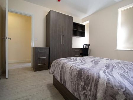 2 bedroom apartment to rent - Photo 5