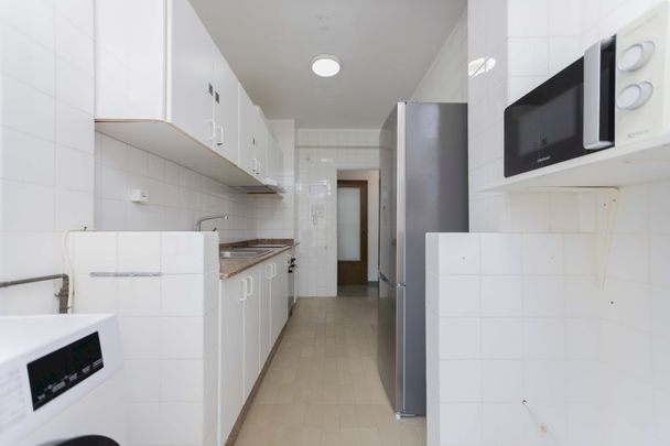 Beautiful room in Valencia - Photo 1