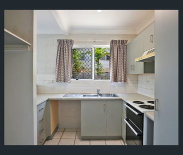 NEAT AND TIDY 2 BEDROOM TOWNHOUSE IN PIMLICO! - Photo 4