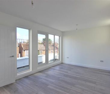 4 bedroom maisonette to rent - Photo 2