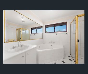 11 Merlin Street, Doncaster, Vic 3108 - Photo 5