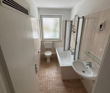 **Gemütlich und frisch RENOVIERT**4-Zimmerwohnung mit Balkon** - Foto 5