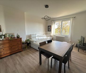 Location Appartement 4 pièces 100m² - Photo 2