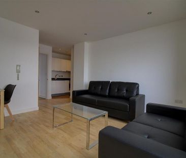 2 bedroom apartment to rent - Photo 2