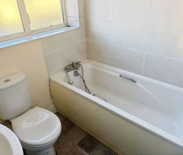 Arthur Street, Aldershot, Hampshire, GU11 1HL - Photo 3