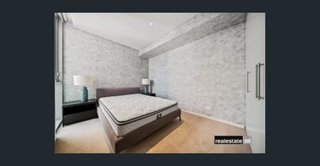 STYLISH APARTMENT WITH AMAZING VIEWS! - Photo 3