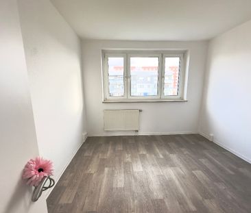 Geräumig, guter Zuschnitt, Riesenbalkon - Perfekt für Singles und P... - Foto 1