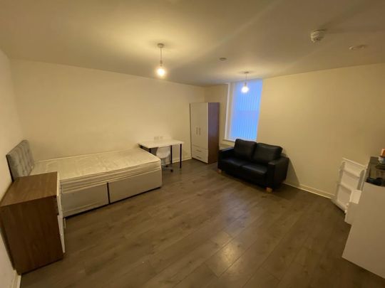 1 bedroom flat to rent - Photo 1