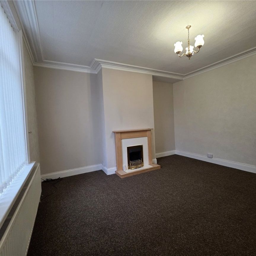 Leeds Road, Dewsbury, West Yorkshire, WF12 - Photo 1