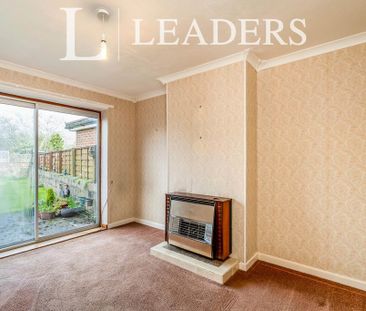 3 bedroom semi-detached house to rent - Photo 1