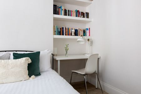 4 Bed Terraced House, Tadmor Street, W12 - Photo 4