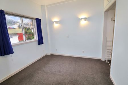 Apartment Living - Photo 4