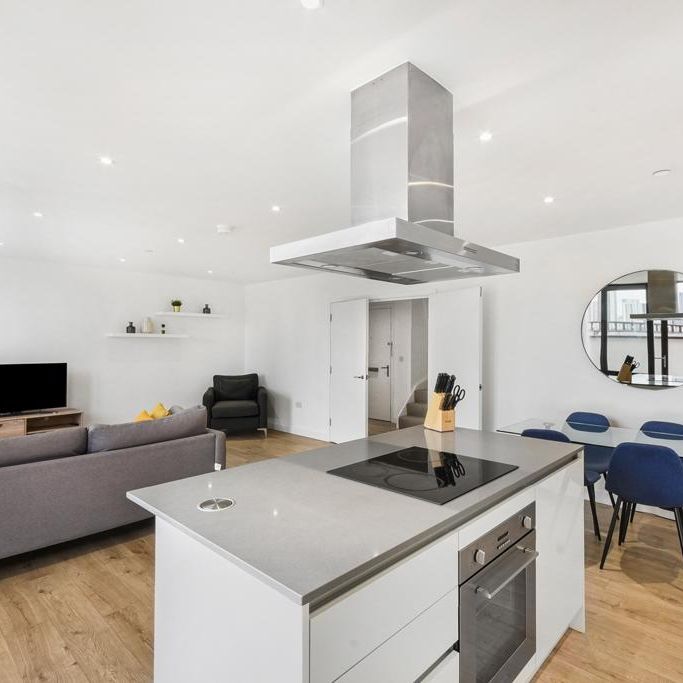 3 bedroom apartment to rent - Photo 1