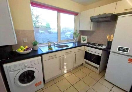 Temple Fortune Lane Hampstead Garden Suburb, NW11 - Photo 3