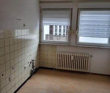 Schöne helle 3,5 Zi.- Wohnung mit Balkon direkt am Stadtpark - Photo 2