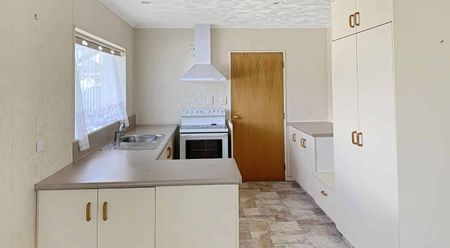 LEVIN - 2 BEDROOMS - Photo 4